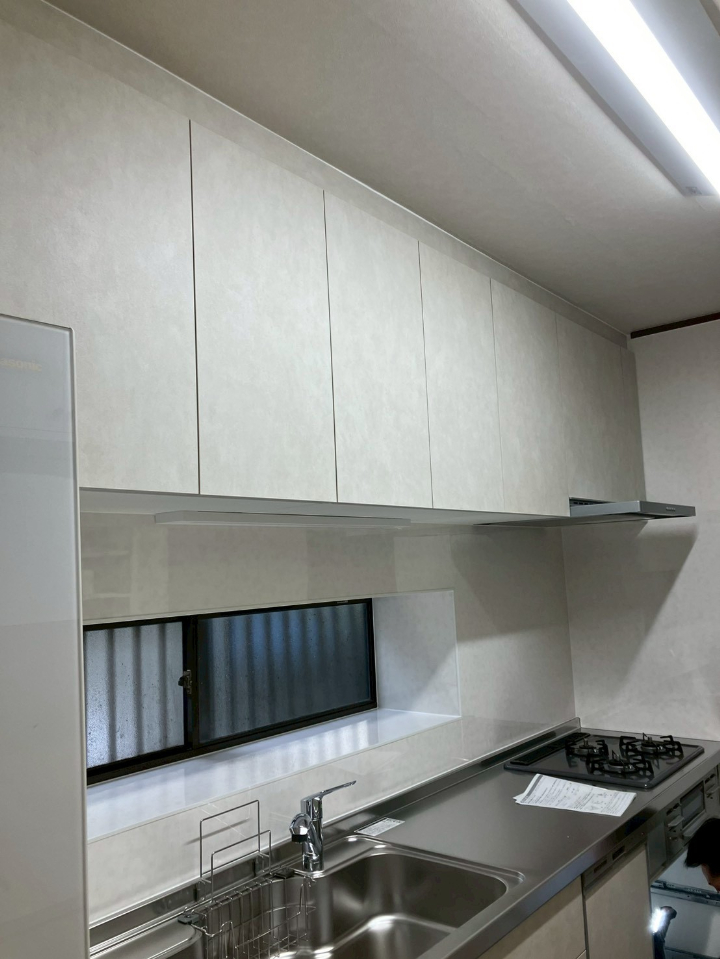 東京都小平市 キッチンリフォーム施工後 ラクエラ 収納部分 ホワイト